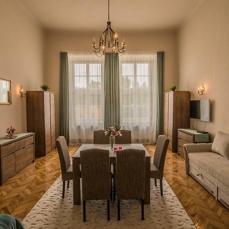Suzy Apartman Eger Exterior photo